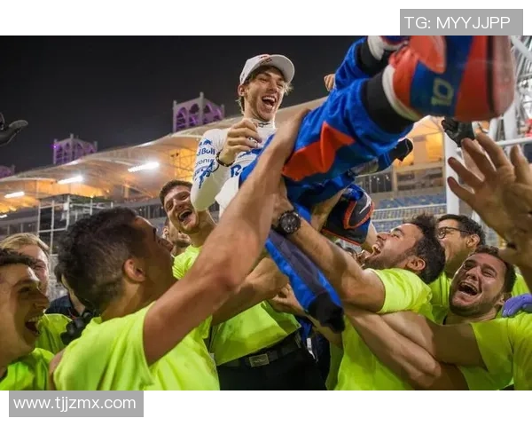 熊猫体育赛事前瞻：豪门球队争锋对决谁能夺冠笑傲赛场